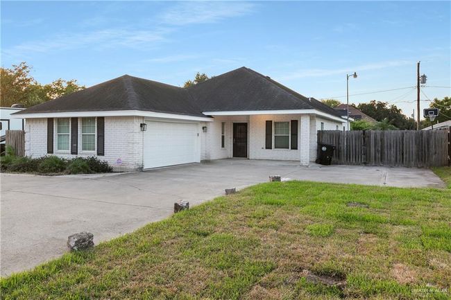 302 W Sugarcane Dr, House other with 3 bedrooms, 3 bathrooms and 2 parking in Weslaco TX | Image 17