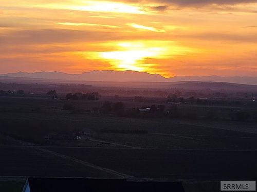 5860 Enos Dr, Idaho Falls, ID, 83401 | Card Image