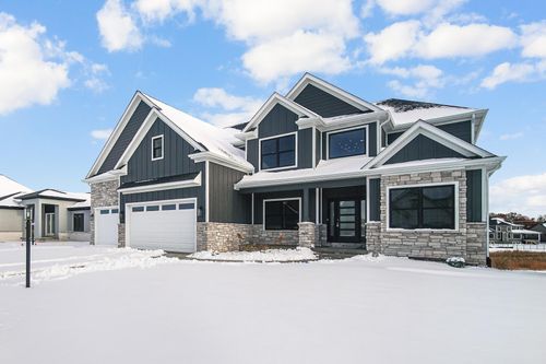 9467 Tall Grass Trl, Saint John, IN, 46373-0672 | Card Image