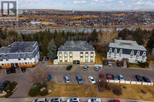204-316 Cedar Cres Sw, Calgary, AB, T3C2Y8 | Card Image