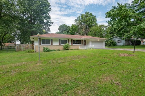 405 Watson St, Willard, MO, 65781-9493 | Card Image