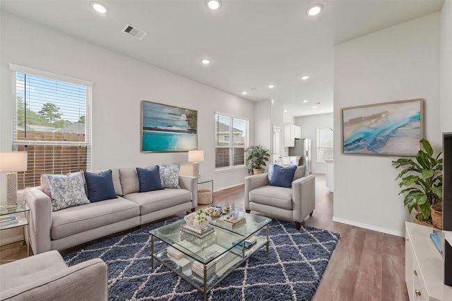2116 Cedar Bend Dr, House other with 3 bedrooms, 3 bathrooms and 2 parking in Conroe TX | Image 4