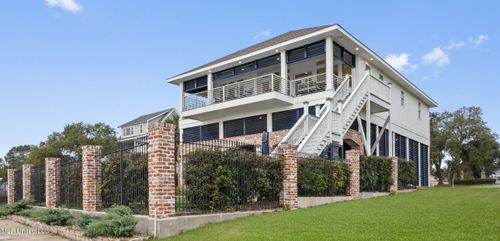 1615 Cayman Cv, Biloxi, MS, 39531-5300 | Card Image