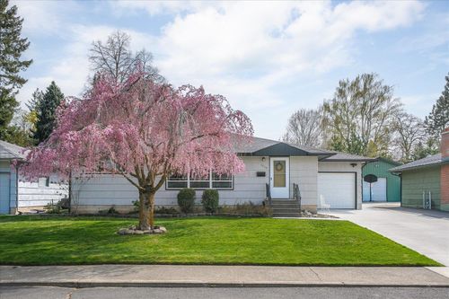 3612 E Congress Ave, Spokane, WA, 99223-5437 | Card Image