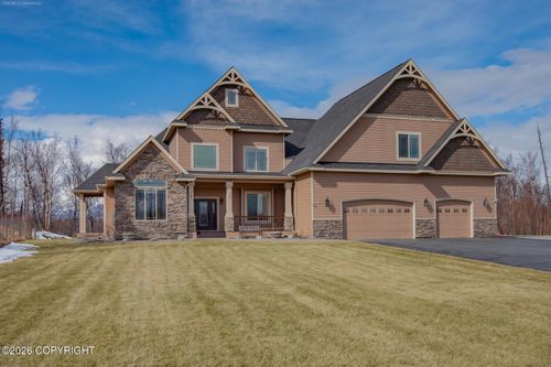 10553 E Nighthawk Cir, Palmer, AK, 99645-9615 | Card Image
