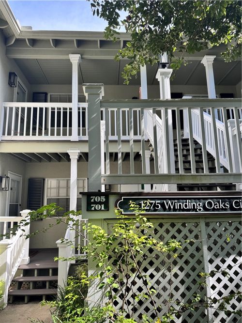 705-1275 Winding Oaks Cir E, Vero Beach, FL, 32963-4054 | Card Image