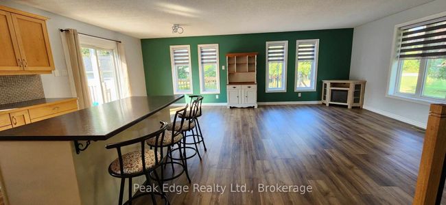 9840 Base Line Rd, House other with 3 bedrooms, 2 bathrooms and 8 parking in Clifford ON | Image 14
