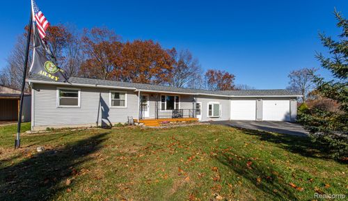 7283 Vanderploeg Ln, Imlay City, MI, 48444-9747 | Card Image