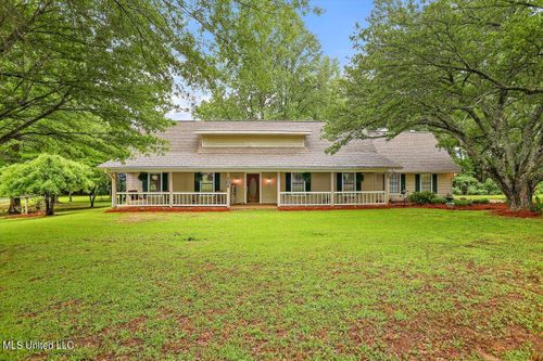 106 Lauren Lane, Clinton, MS, 39056 | Card Image