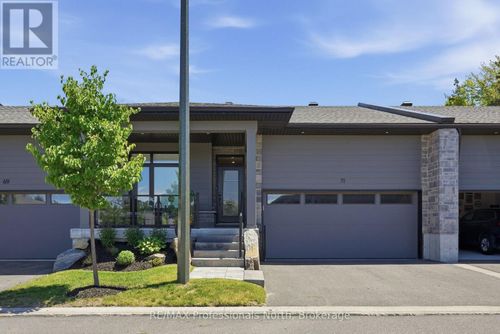 71 Jack Street, Huntsville (Chaffey), ON, P1H0G4 | Card Image