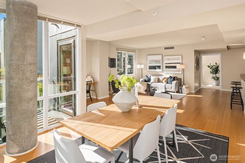 unit-609-76 Cedar St, Seattle, WA, 98121-4106 | Card Image