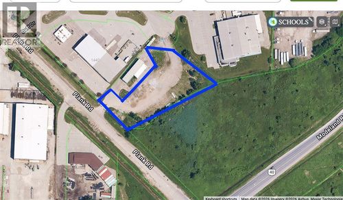 1444 Plank Rd, Sarnia, ON, N7W1A7 | Card Image