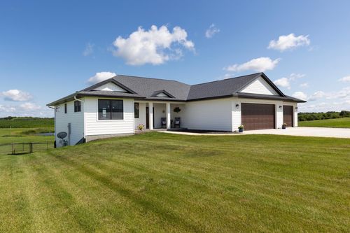 23554 Cardinal Dr, Cleveland, MN, 56017-4578 | Card Image