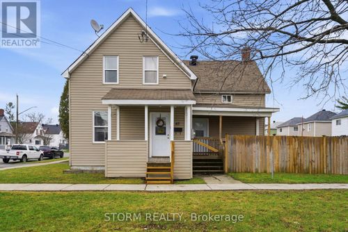 45 Seymour Ave, Cornwall, ON, K6J4M3 | Card Image