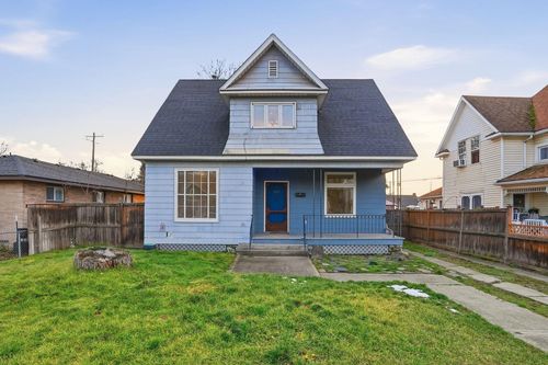 907 W Fairview Ave, Spokane, WA, 99205-3322 | Card Image