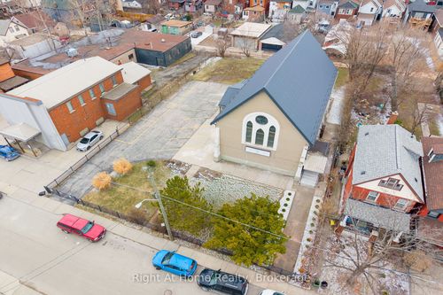 50 Earl St, Hamilton, ON, L8L6L2 | Card Image
