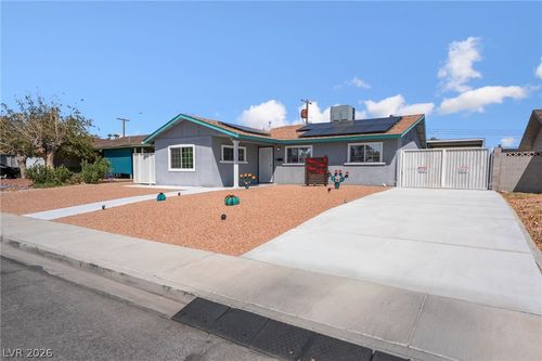 4646 Dennis Way, Las Vegas, NV, 89121-6906 | Card Image