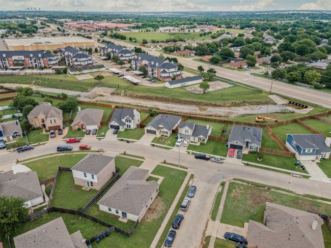 Aerial view of property and surrounding area featuring nearby suburban area | Image 29