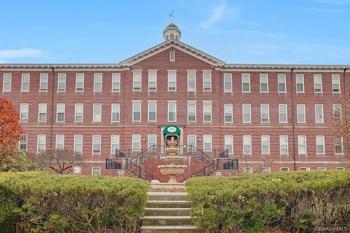 6304-1701 Crompond Rd, Peekskill, NY, 10566 | Card Image