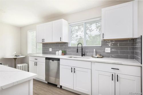 691 S Simms St, Lakewood, CO, 80228-3331 | Card Image