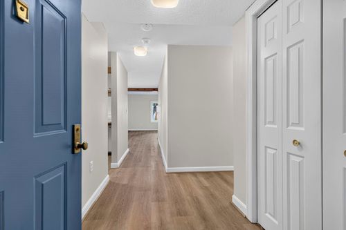 107-110 Coliseum Ave, Nashua, NH, 03063-3223 | Card Image