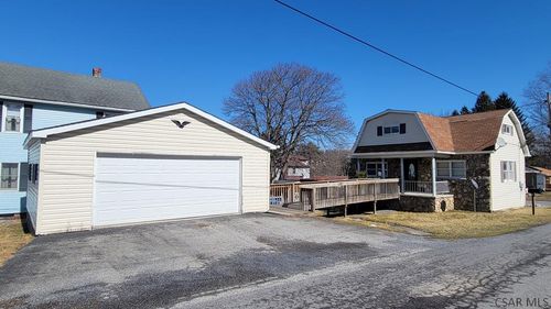 60 Strayer St, Central City, PA, 15926-1125 | Card Image