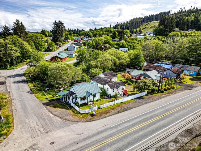 16672 Frontier St, House other with 2 bedrooms, 1 bathrooms and 1 parking in Clallam Bay WA | Image 30