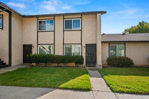 10158 Carefree Dr, Santee, CA, 92071-1813 | Card Image