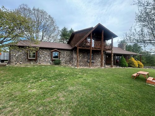 974 Huckleberry Rd, Crockett, VA, 24323-3094 | Card Image