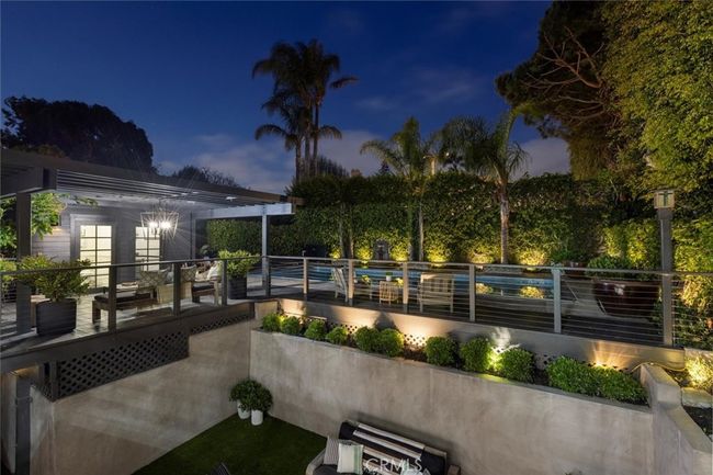 1012 10 Th St, House other with 4 bedrooms, 5 bathrooms and 8 parking in Manhattan Beach CA | Image 62