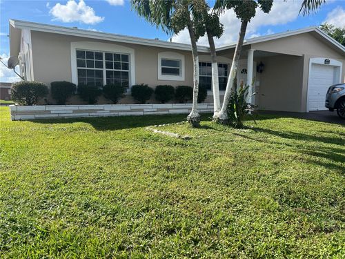 5909 Nw 67th Ave, Tamarac, FL, 33321-5629 | Card Image