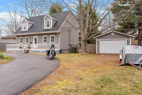 994 Aurora Cres, Greenwood, NS, B0P1N0 | Card Image