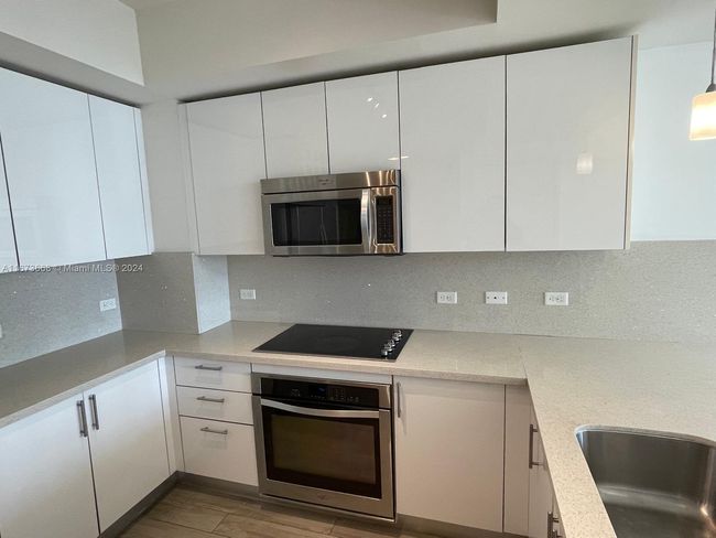 APT-1508 - 999 Sw 1 St Ave, Condo with 1 bedrooms, 1 bathrooms and null parking in Miami FL | Image 9