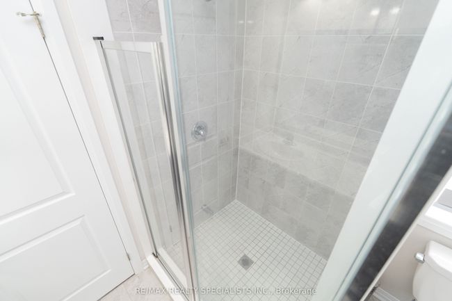 6 Rustic Oak Trail, House other with 4 bedrooms, 4 bathrooms and 4 parking in Ayr ON | Image 36