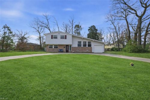 717 Bayberry Ln, Norfolk, VA, 23502-3608 | Card Image