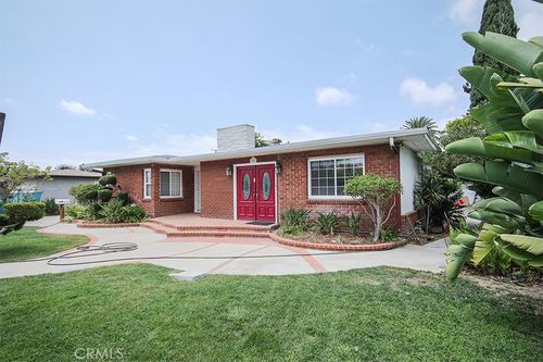 9381 Nichols Dr, Garden Grove, CA, 92841 | Card Image