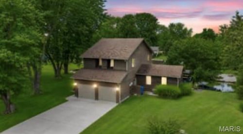326 Deepwater Cir, Edwardsville, IL, 62025-5202 | Card Image