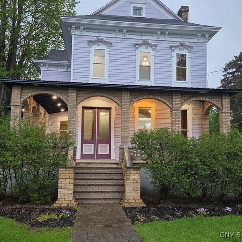 317 Broad St, Oneida, NY, 13421-2103 | Card Image