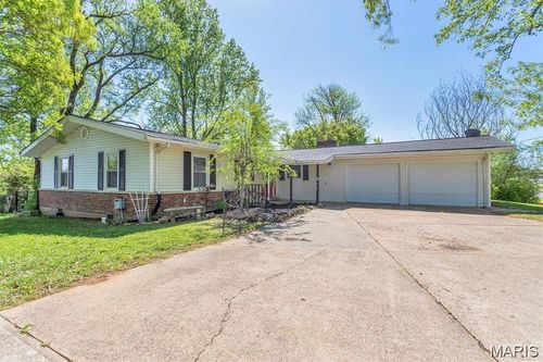 785 Golf Course Dr, Herculaneum, MO, 63048-1422 | Card Image