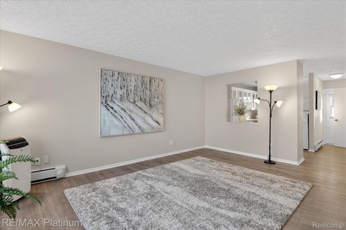 apt-54-5959 Alan Dr, Brighton, MI, 48116-8353 | Card Image