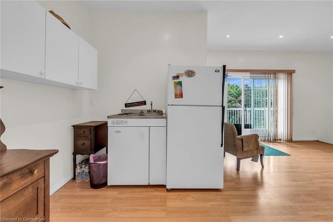 7 Robinson St S, House other with 6 bedrooms, 2 bathrooms and 8 parking in Grimsby ON | Image 26