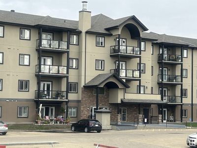 429 - 300 Spruce Ridge Rd, Condo with 2 bedrooms, 2 bathrooms and null parking in Spruce Grove AB | Image 1