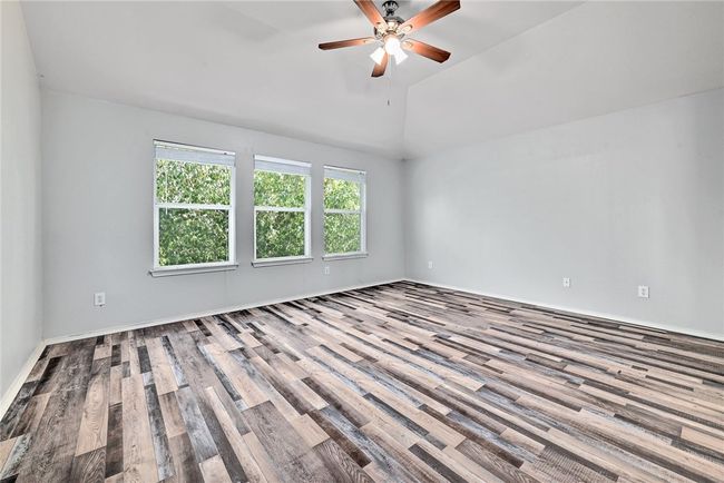 Primary Bedroom | Image 19