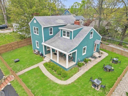 110 Monroe St, Newburgh, IN, 47630-1216 | Card Image