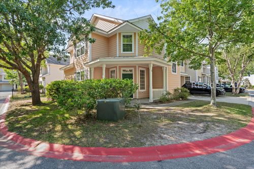 6 Ironwood Cir, Bluffton, SC, 29910-8946 | Card Image