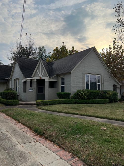 328 Mockingbird Ln, Tyler, TX, 75701-3022 | Card Image