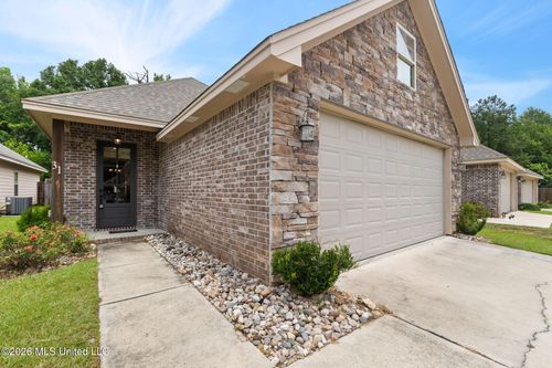 31 Riviera Drive, Hattiesburg, MS, 39402 | Card Image