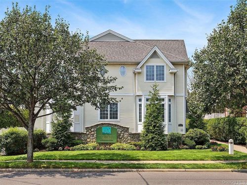 apt-7-106 Morris Ave, Rockville Centre, NY, 11570-4374 | Card Image