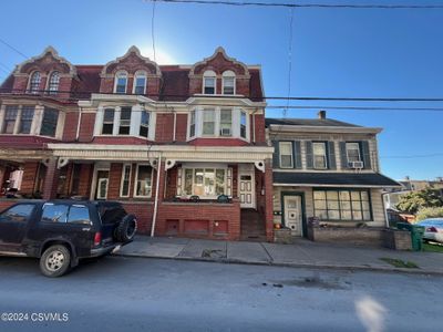 38 E Sunbury Street, House other with 5 bedrooms, 1 bathrooms and null parking in Shamokin PA | Image 1