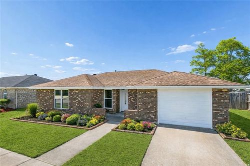 2312 Fable St, Meraux, LA, 70075-2817 | Card Image